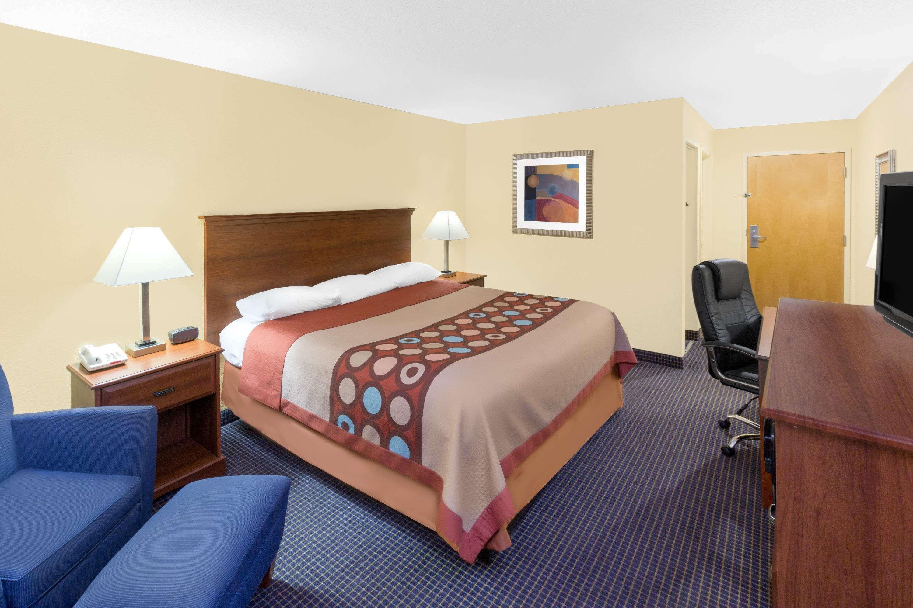 Super 8 By Wyndham Hattiesburg South Dış mekan fotoğraf