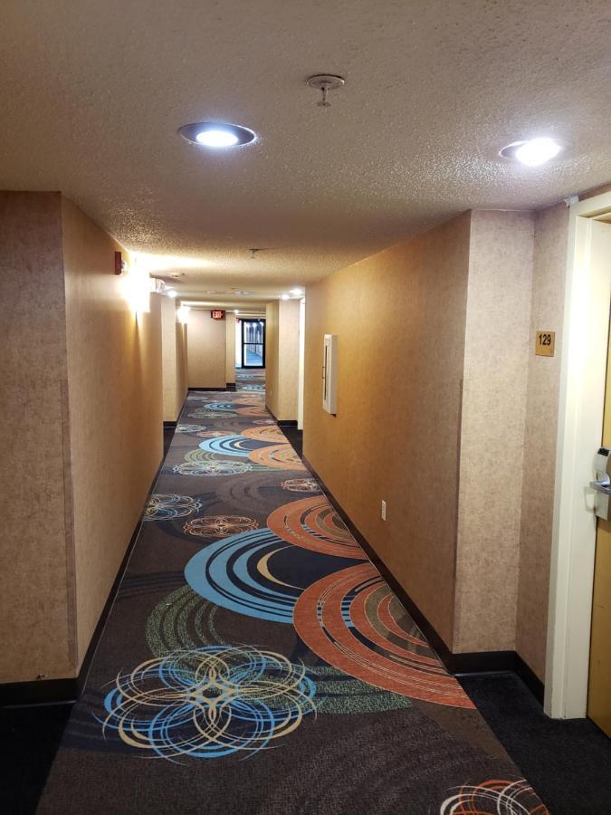 Super 8 By Wyndham Hattiesburg South Dış mekan fotoğraf